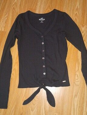 Hollister Black Ribbed Button-Front Tie-Hem Cardigan
